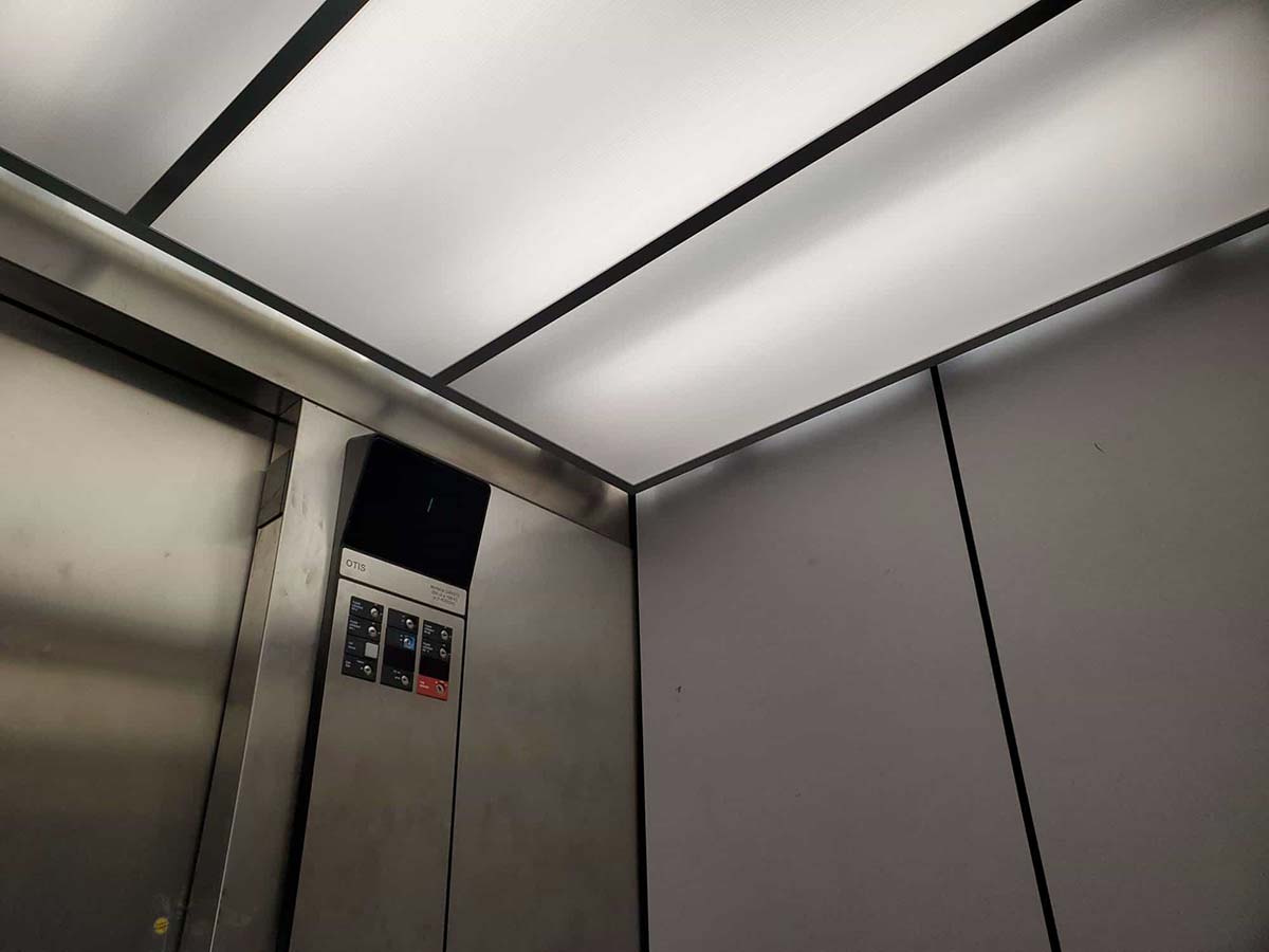 الزامات روشنایی کابین آسانسور 
