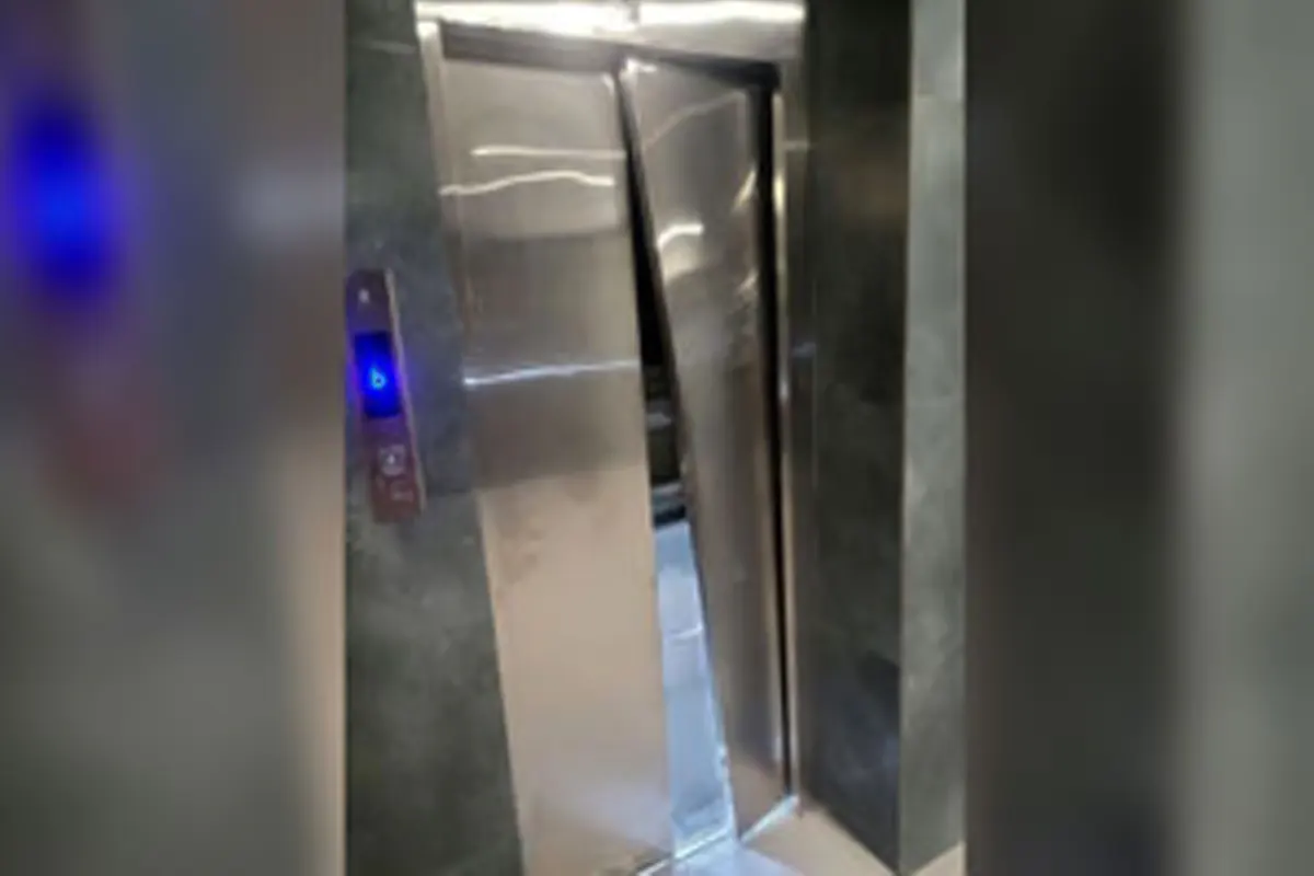 سقوط آسانسور در دانشگاه علوم پزشکی تهران