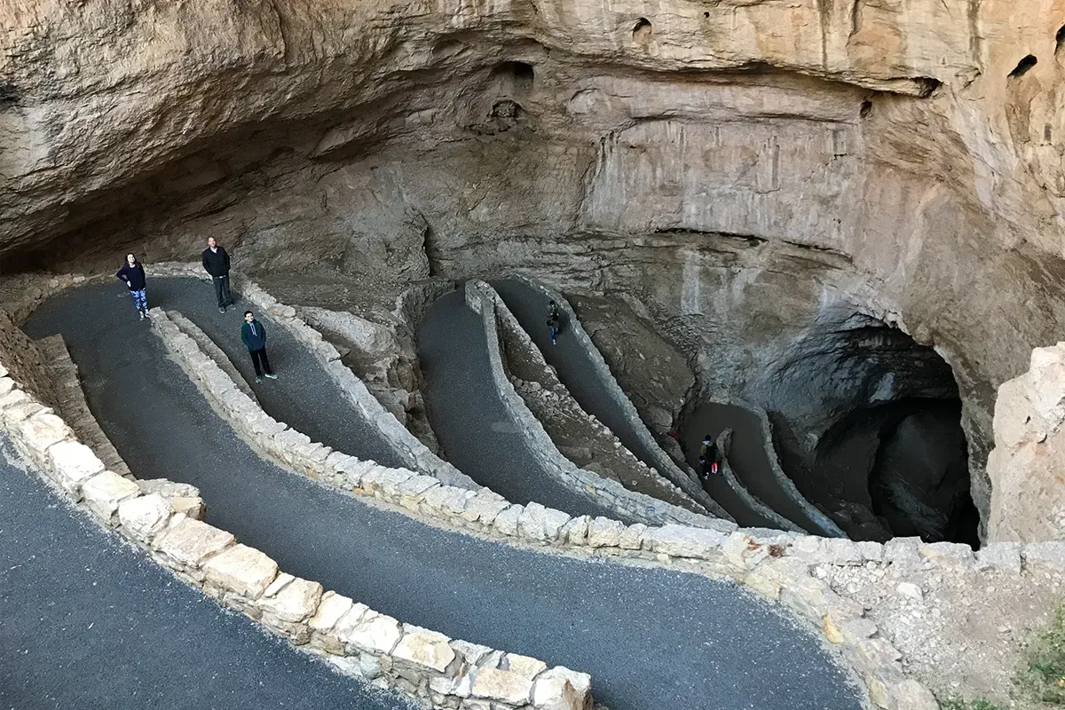 آسانسورهای پارک ملی Carlsbad Caverns