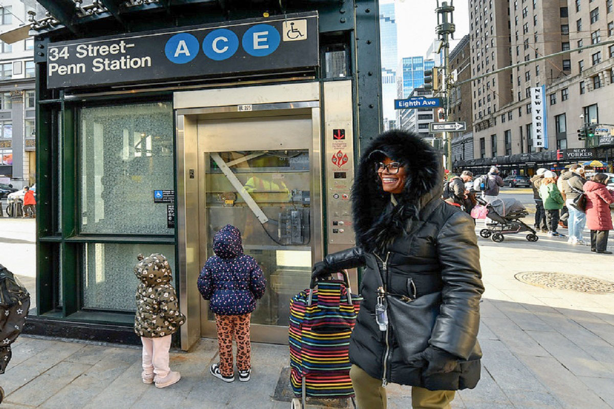 نصب آسانسورهای جدید مترو نیویورک ۲۰۲۶